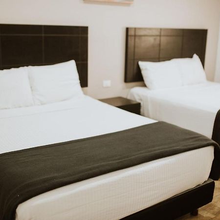 Hotel Capital Frontera Monclova Exterior foto