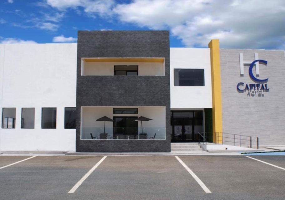 Hotel Capital Frontera Monclova Exterior foto