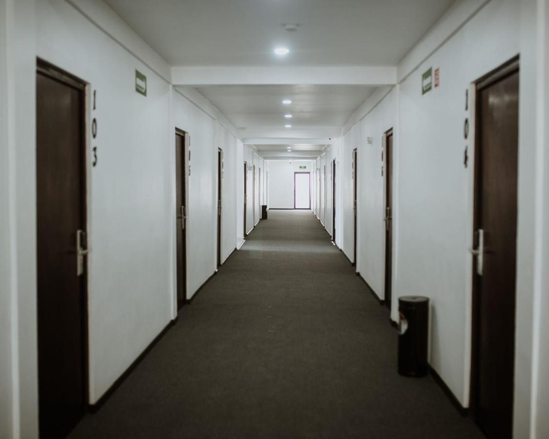 Hotel Capital Frontera Monclova Exterior foto